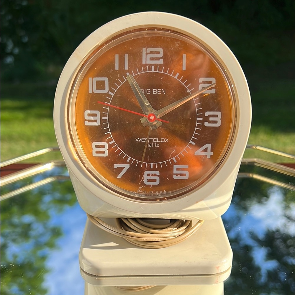 VTG Westclox Big Ben Dialite Clock Space Age MCM Pedestal Electric Clock